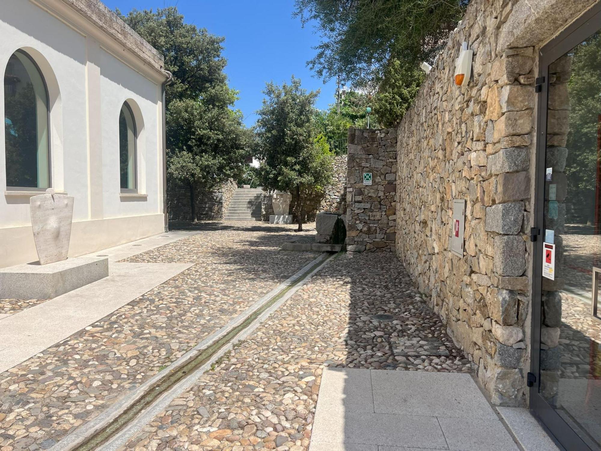 Casa Ziranu Sa Domo E Su Cantaru Orani المظهر الخارجي الصورة